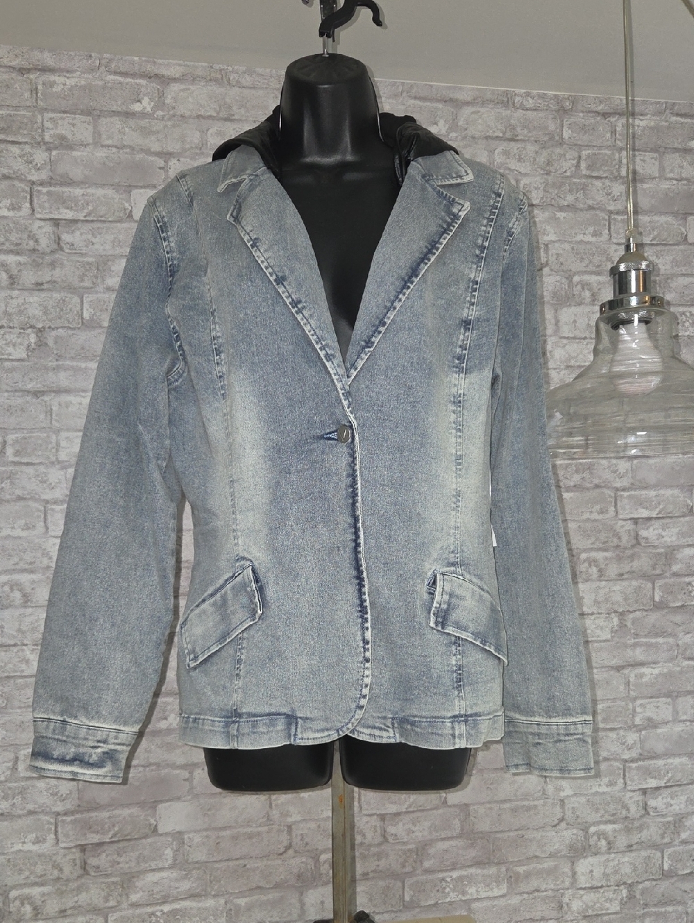 Women's Light Blue Wash Denim Blazer Jacket With Detachable Hood